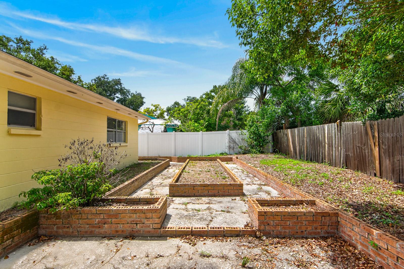 3832 Parkside Dr Property Photo 45