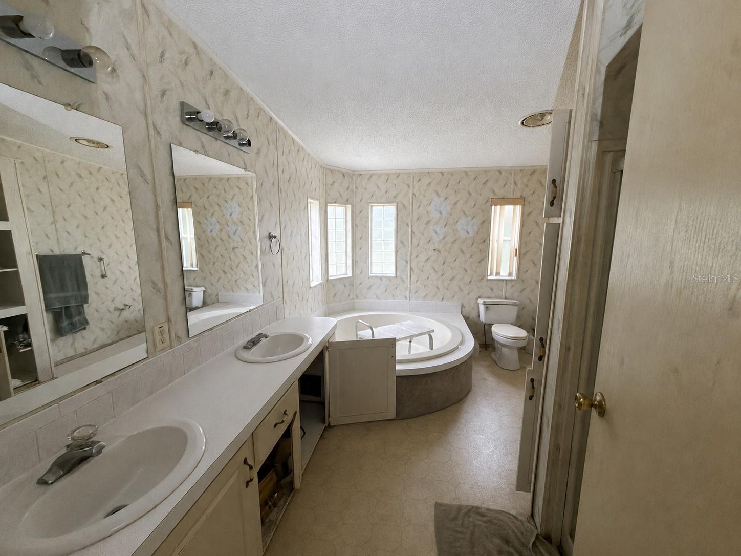 15171 Ne 154th Ln Property Photo 15