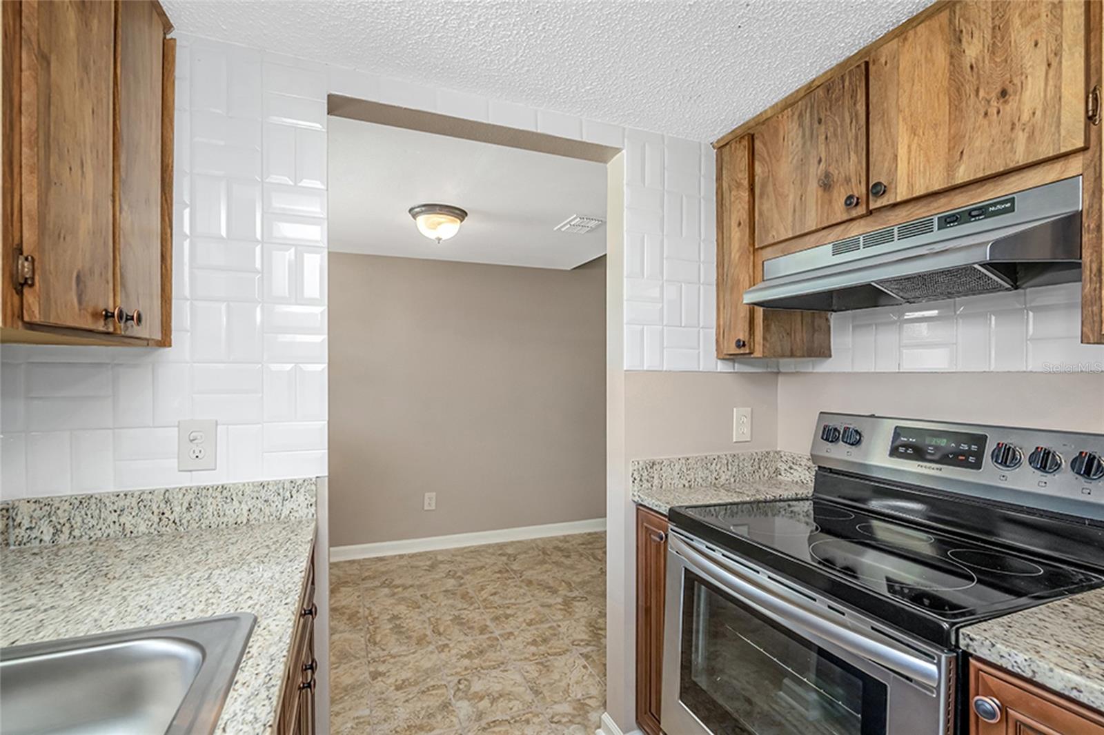 5521 Bay Blvd #104 Property Photo 5