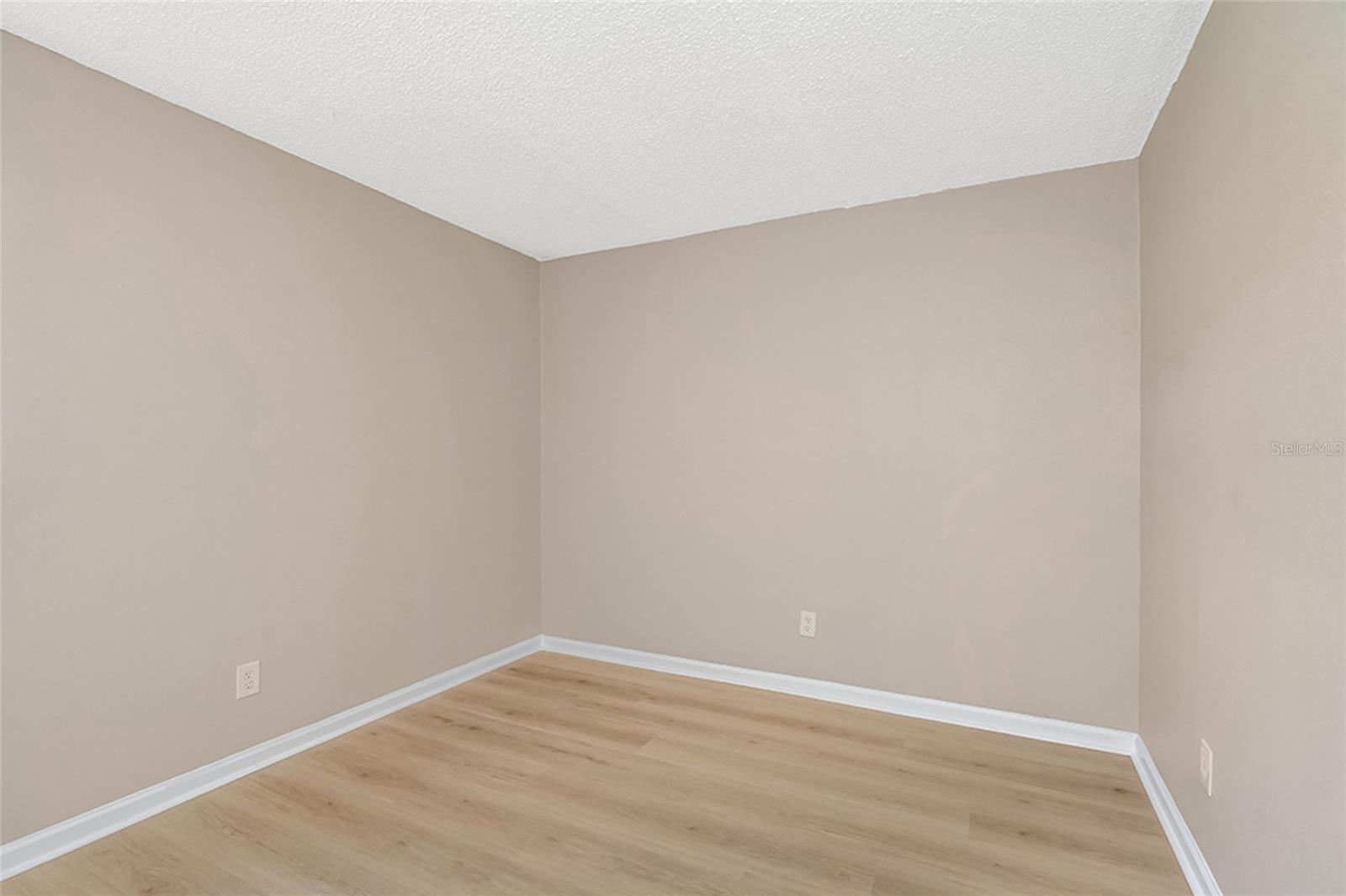 5521 Bay Blvd #104 Property Photo 12
