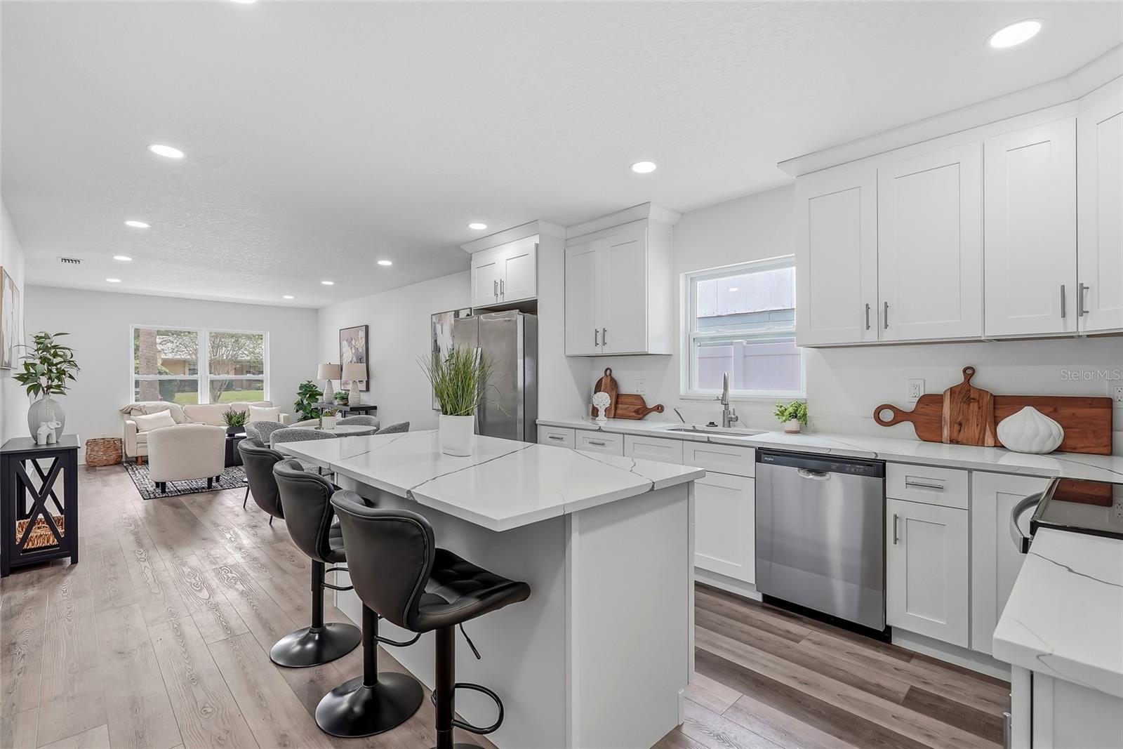 15924 Winding Dr Property Photo 10