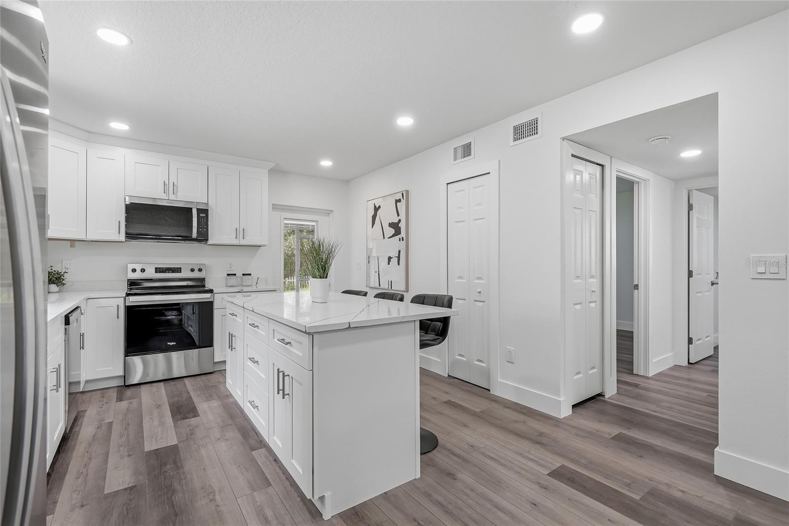 15924 Winding Dr Property Photo 14
