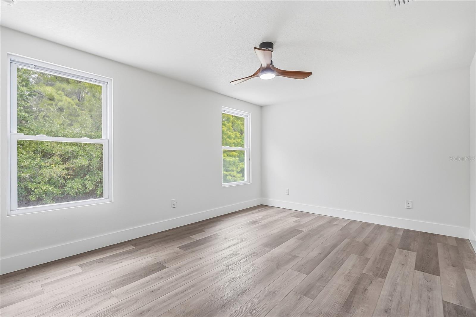 15924 Winding Dr Property Photo 20