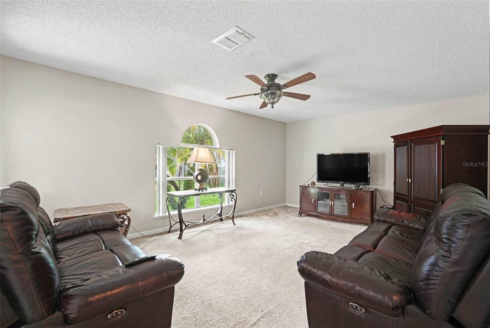 30346 Rattana Ct Property Photo 6