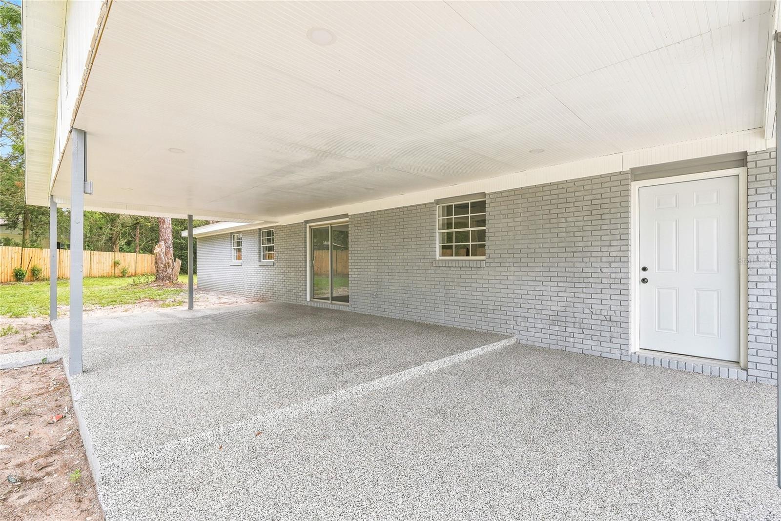 5300 Tower St Property Photo 29