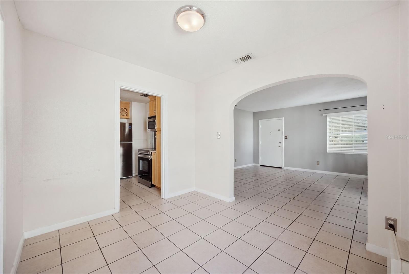 4003 W Euclid Ave Property Photo 4