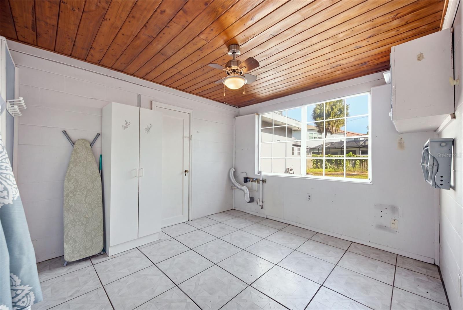 4003 W Euclid Ave Property Photo 18