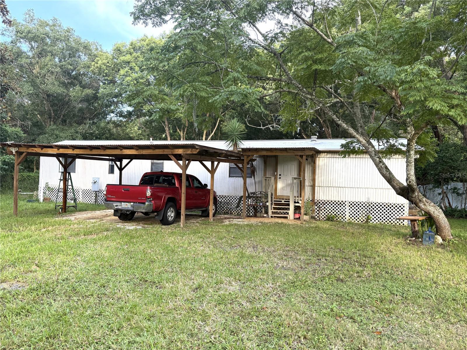 2703 Aein Rd Property Photo 6