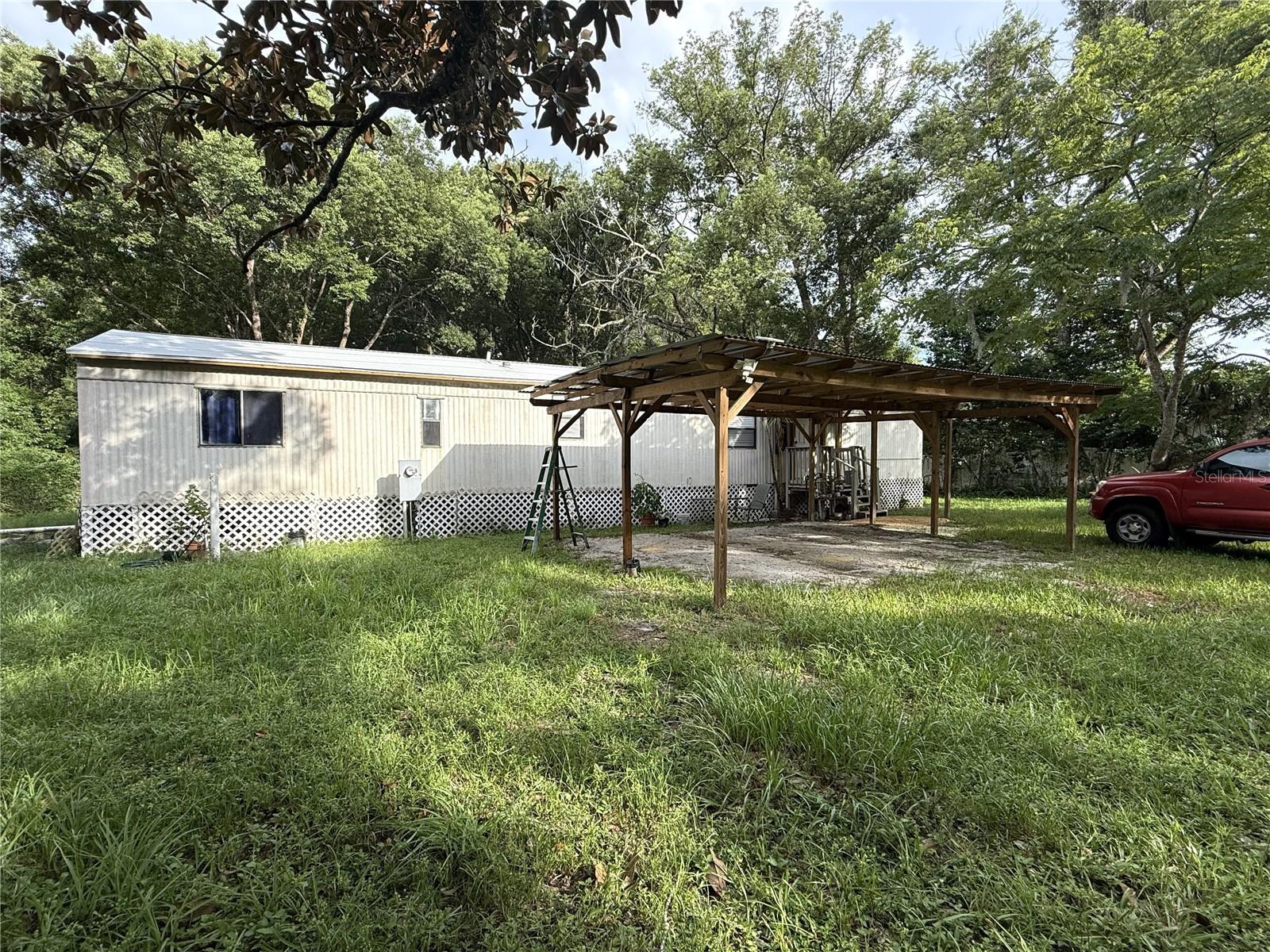 2703 Aein Rd Property Photo 7
