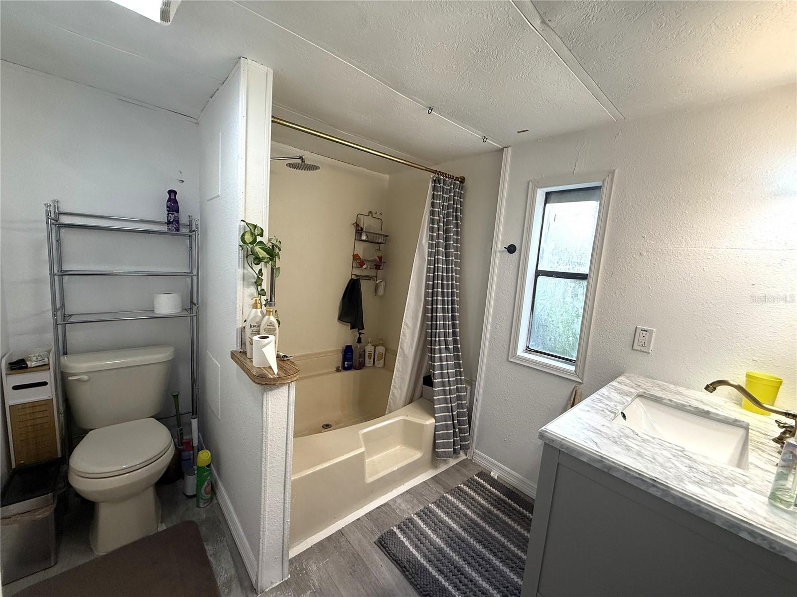 2703 Aein Rd Property Photo 20