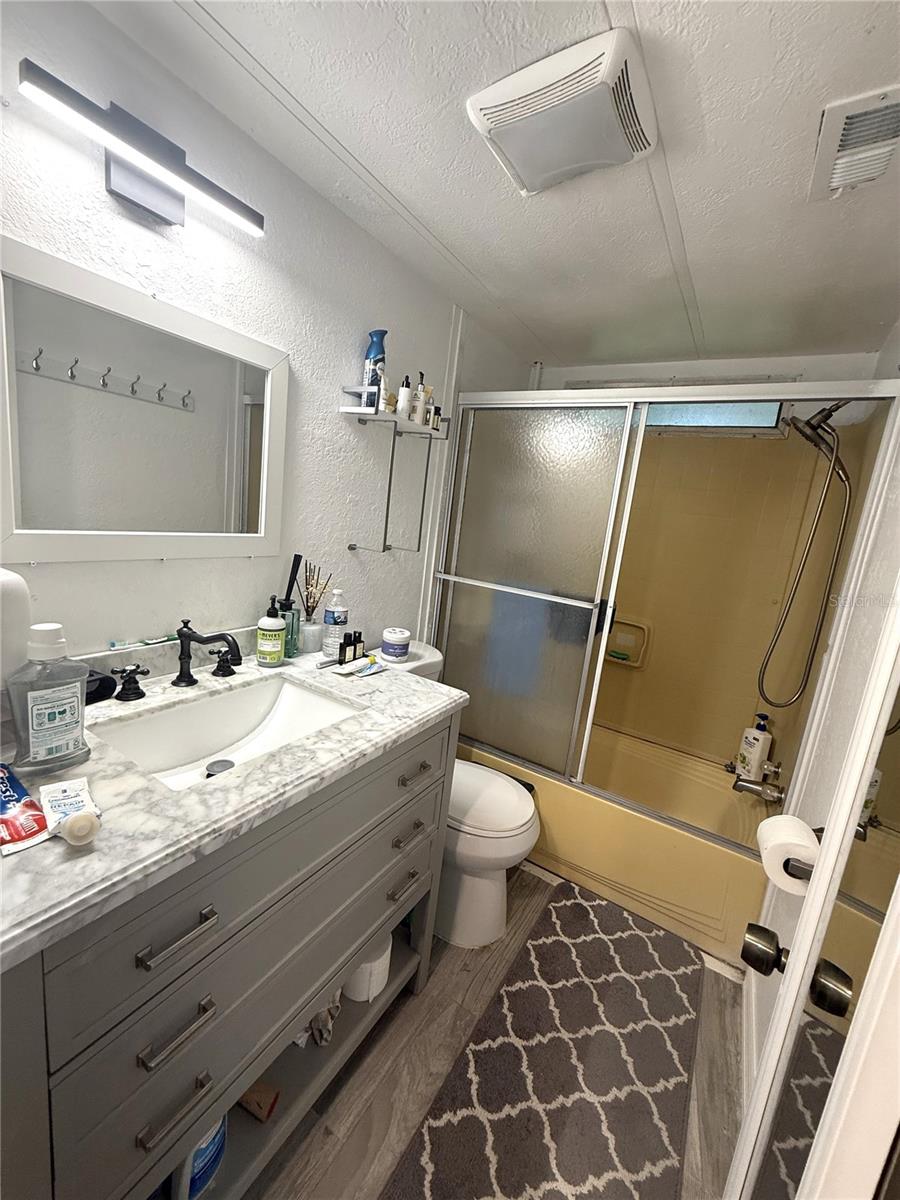 2703 Aein Rd Property Photo 22