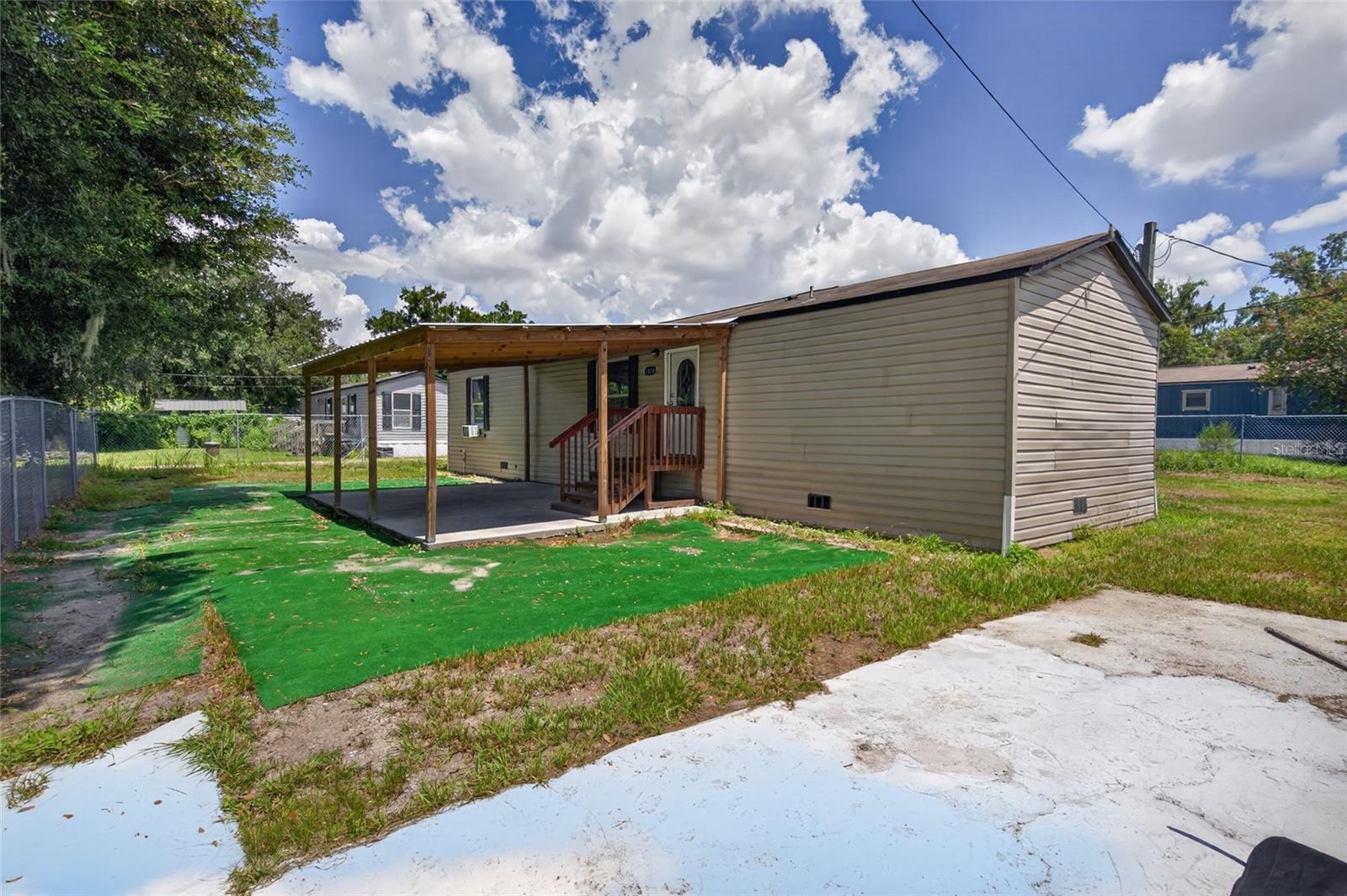 1414 Eva Ave Property Photo 2