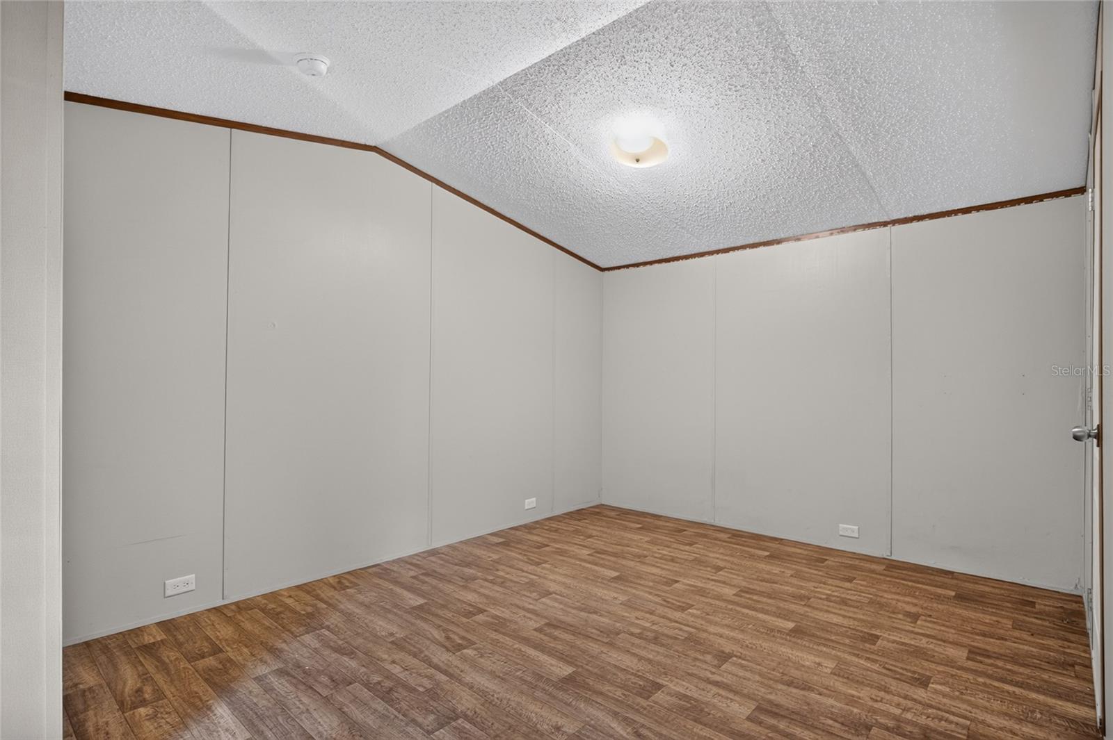 1414 Eva Ave Property Photo 22