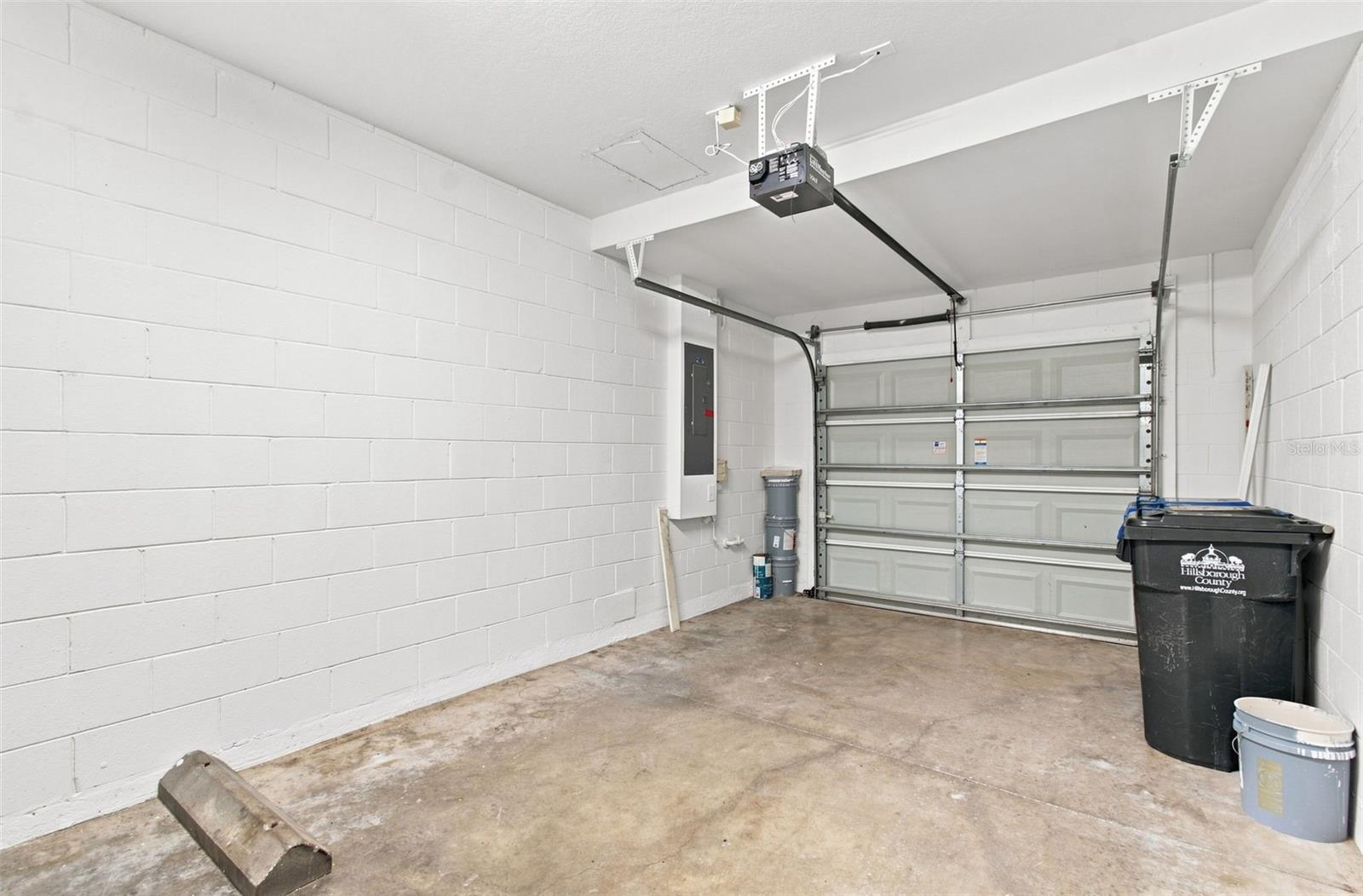 8574 Trail Wind Dr Property Photo 23