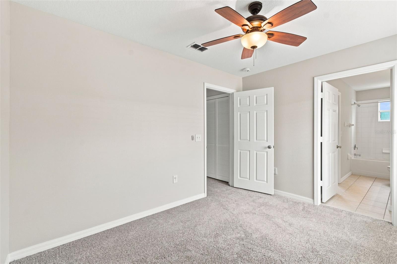 8574 Trail Wind Dr Property Photo 33