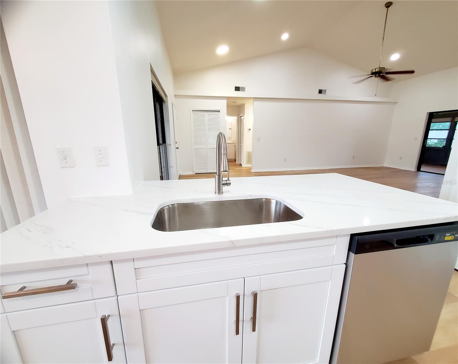 2053 Villa Ter Property Photo 11