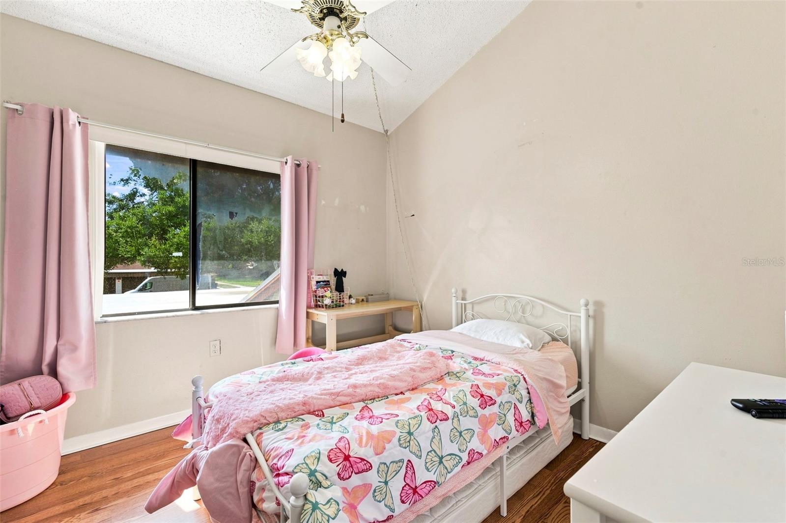 2095 Sunset Point Rd #2302 Property Photo 24