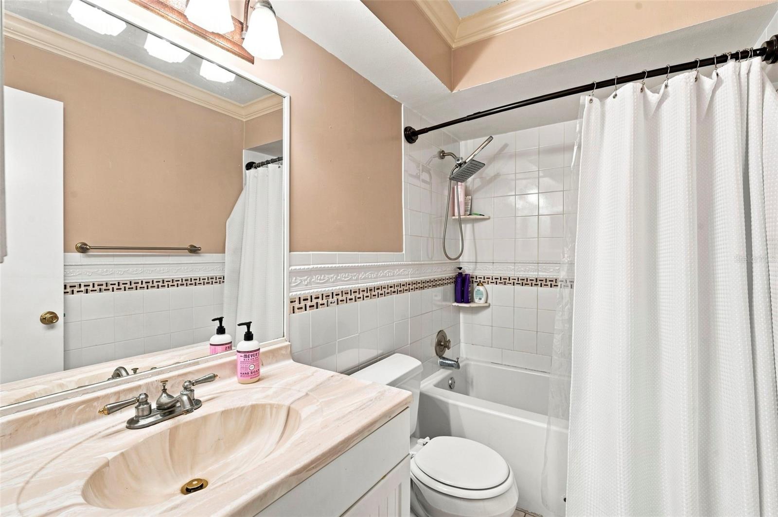 2095 Sunset Point Rd #2302 Property Photo 30