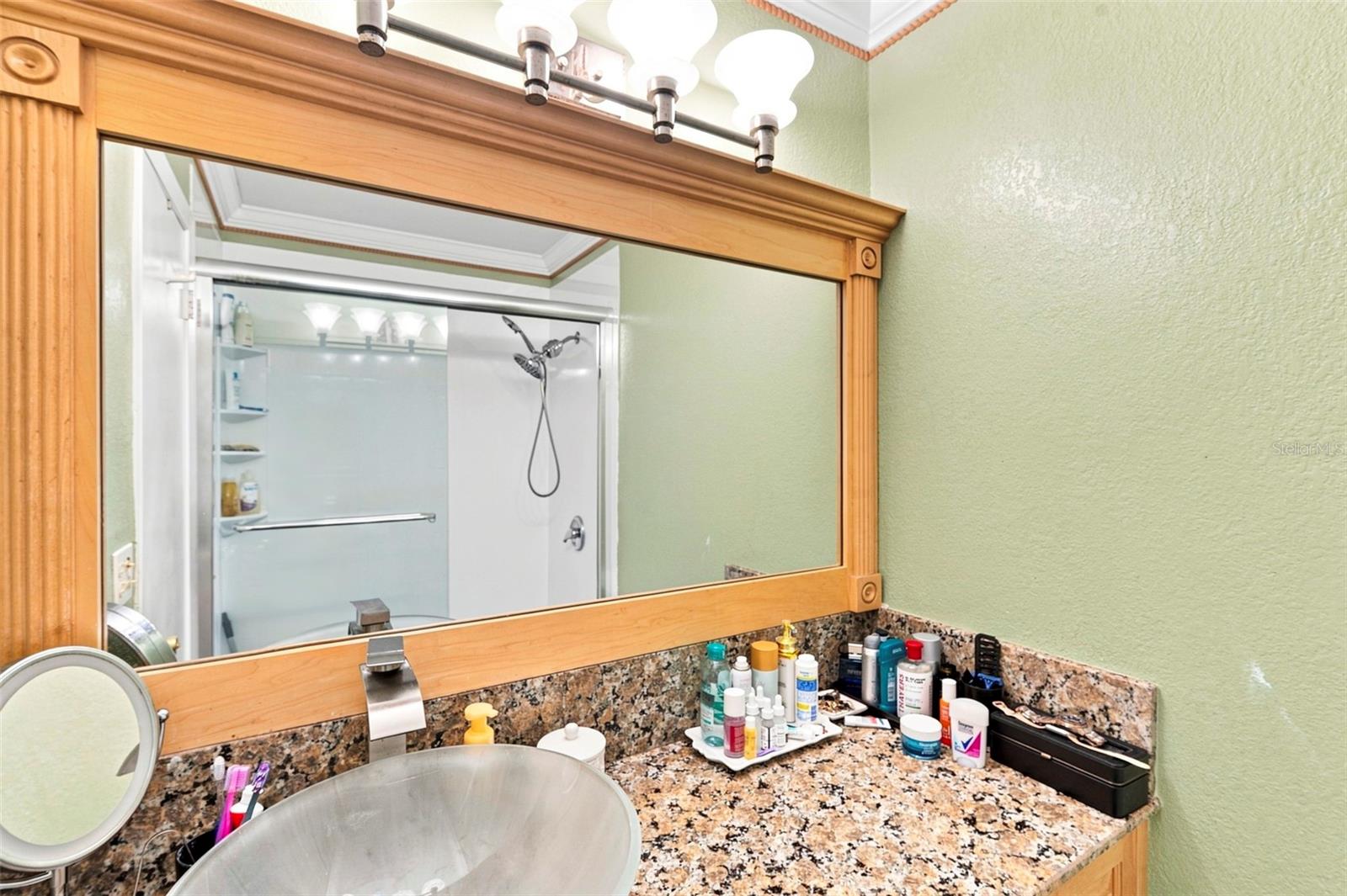 2095 Sunset Point Rd #2302 Property Photo 36