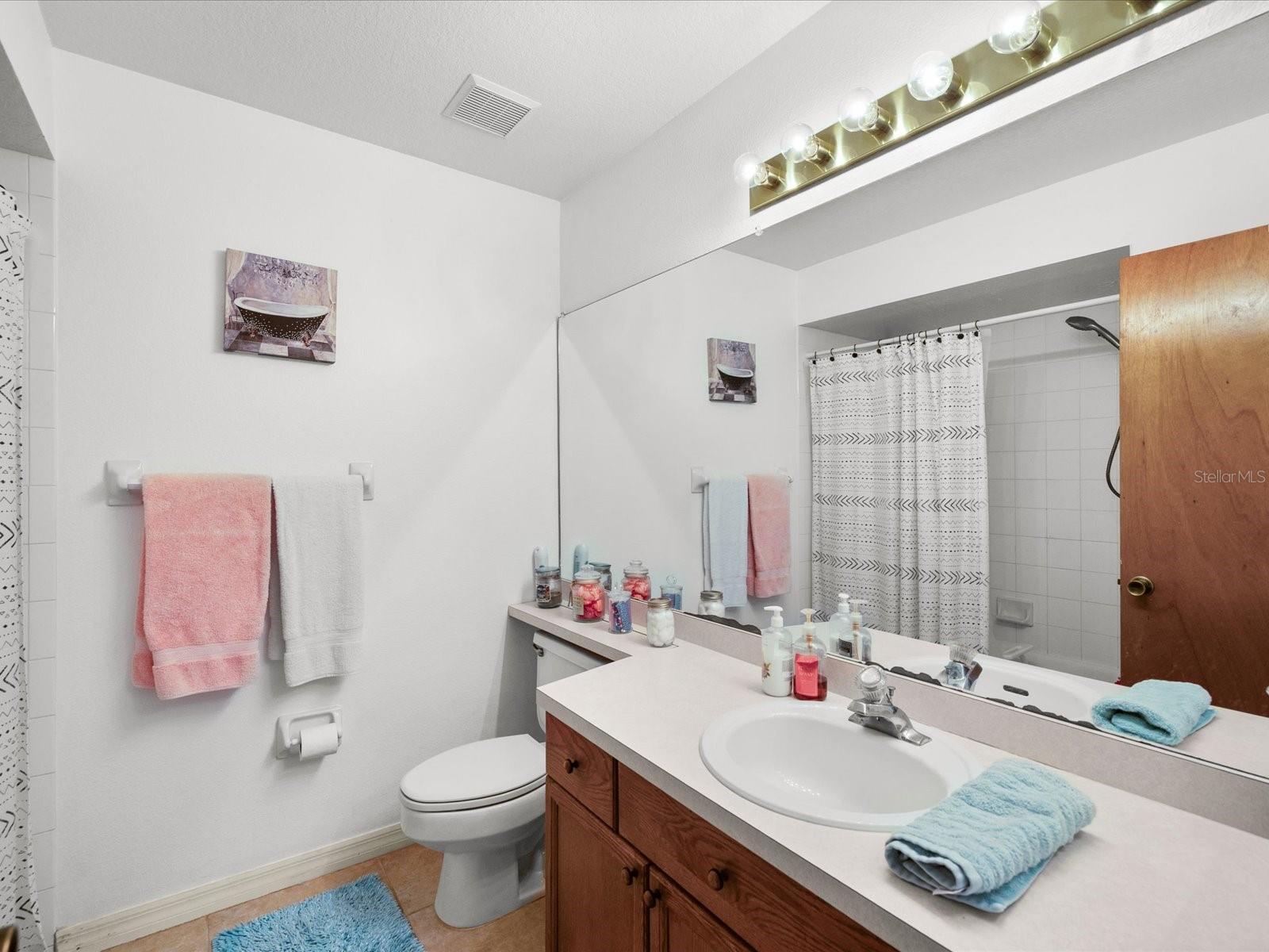 2538 W Brook Ln Property Photo 19