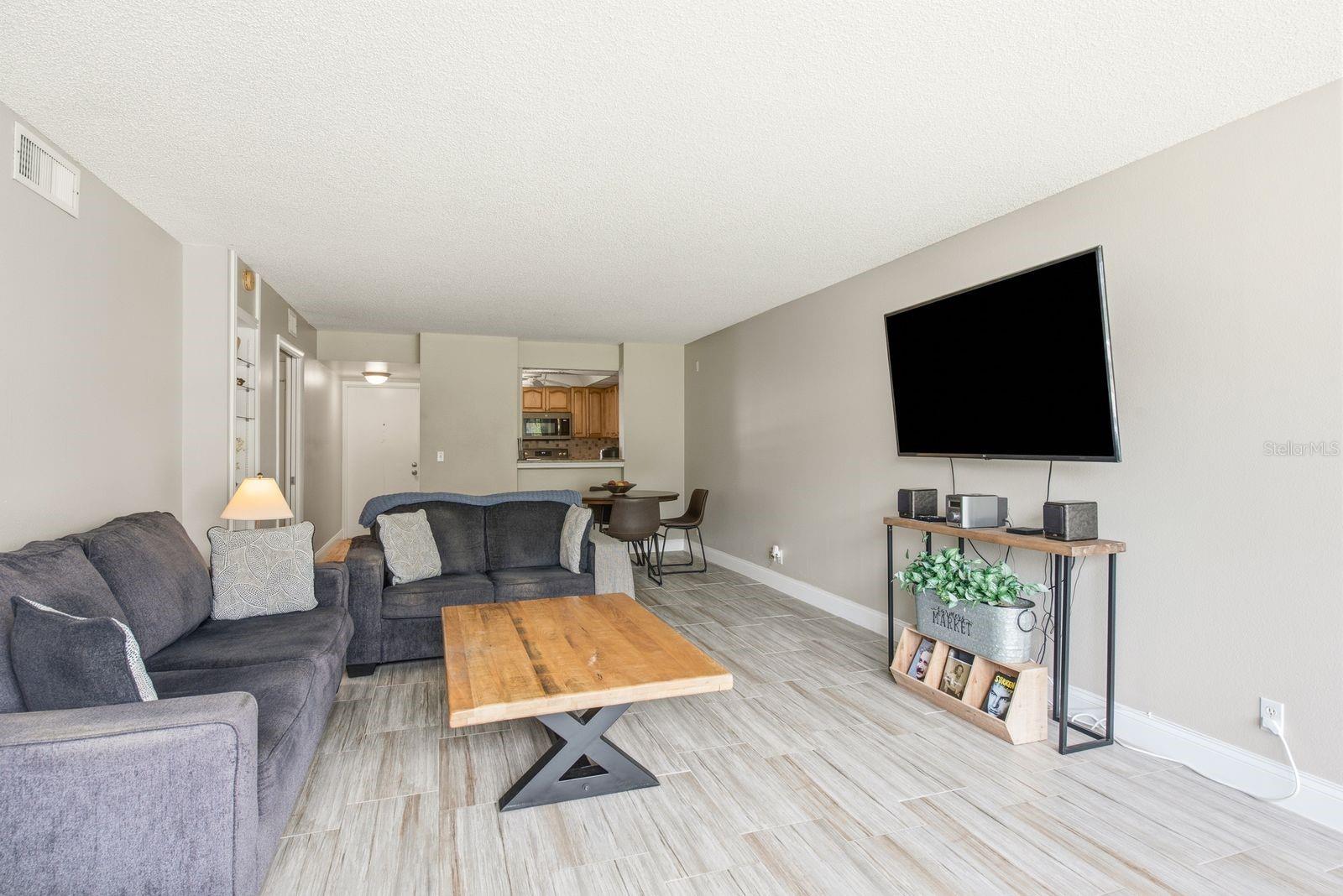 2621 Cove Cay Dr #203 Property Photo 18