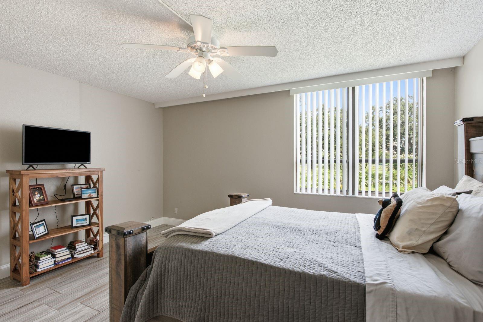 2621 Cove Cay Dr #203 Property Photo 23