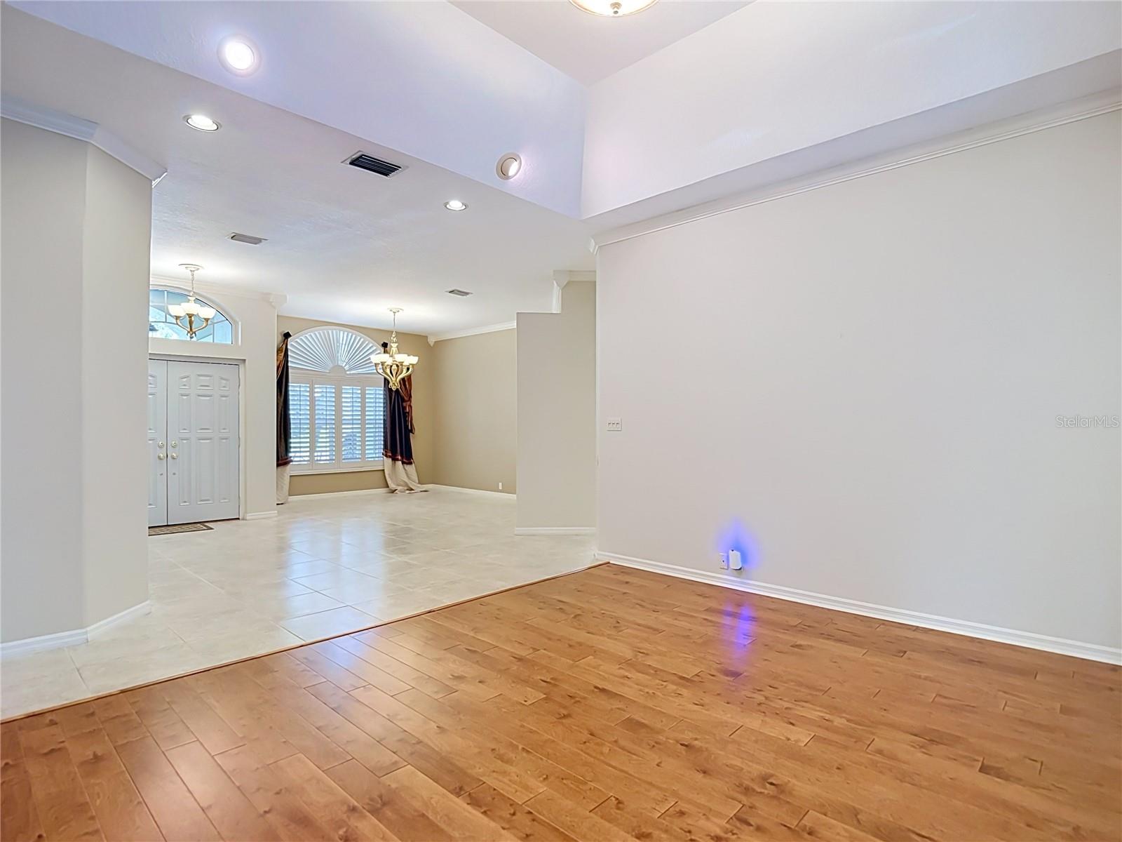 15903 Brockway Pl Property Photo 13