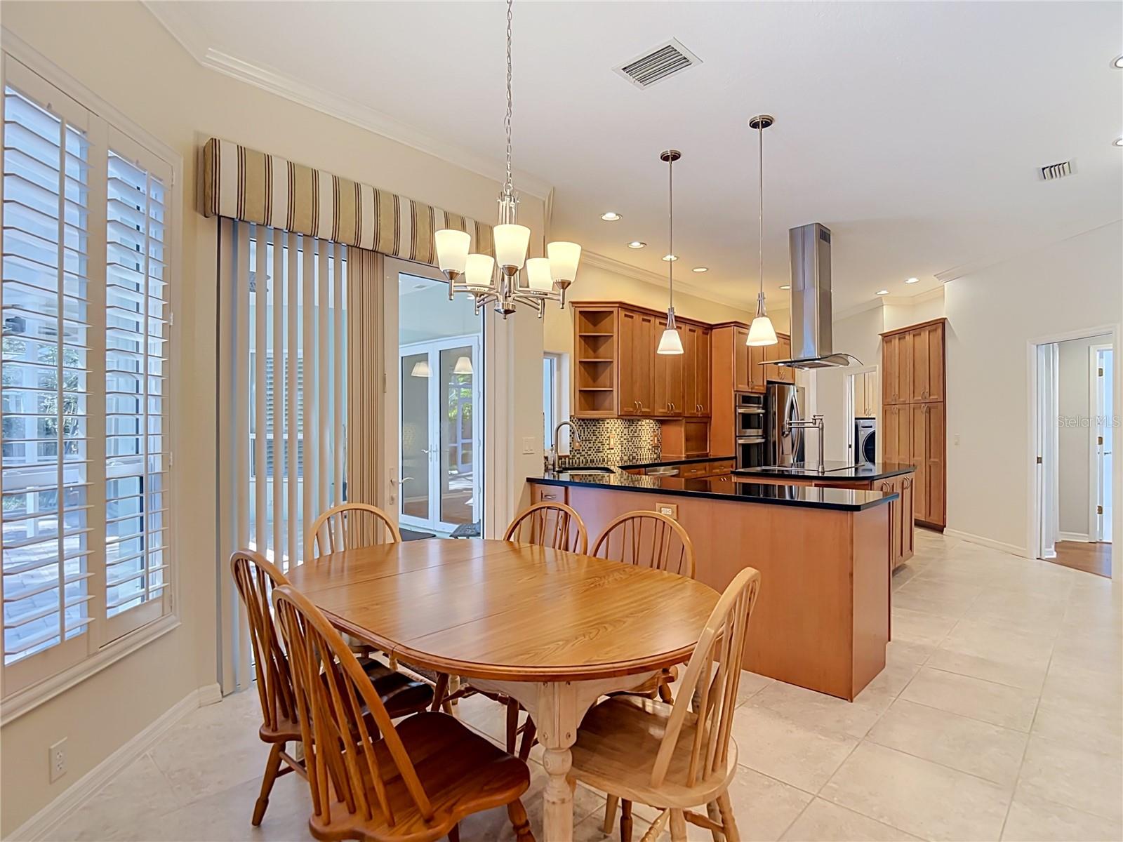 15903 Brockway Pl Property Photo 26