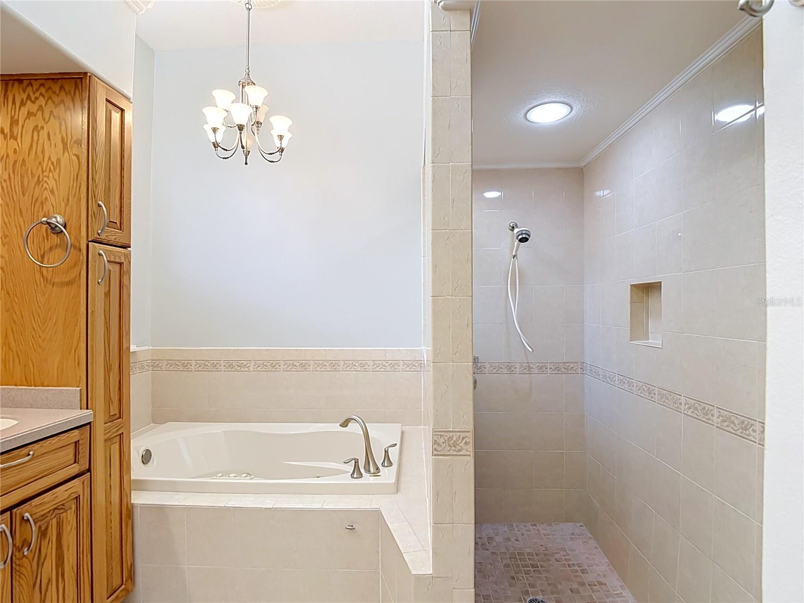 15903 Brockway Pl Property Photo 34