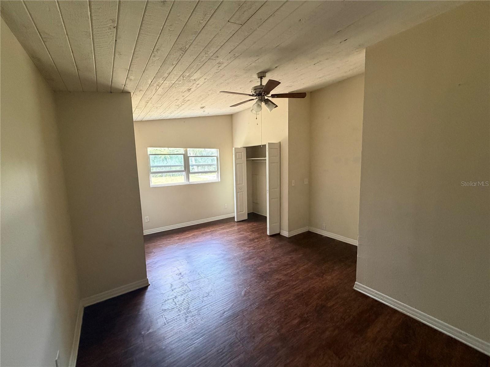 912 Skyview Dr Property Photo 11