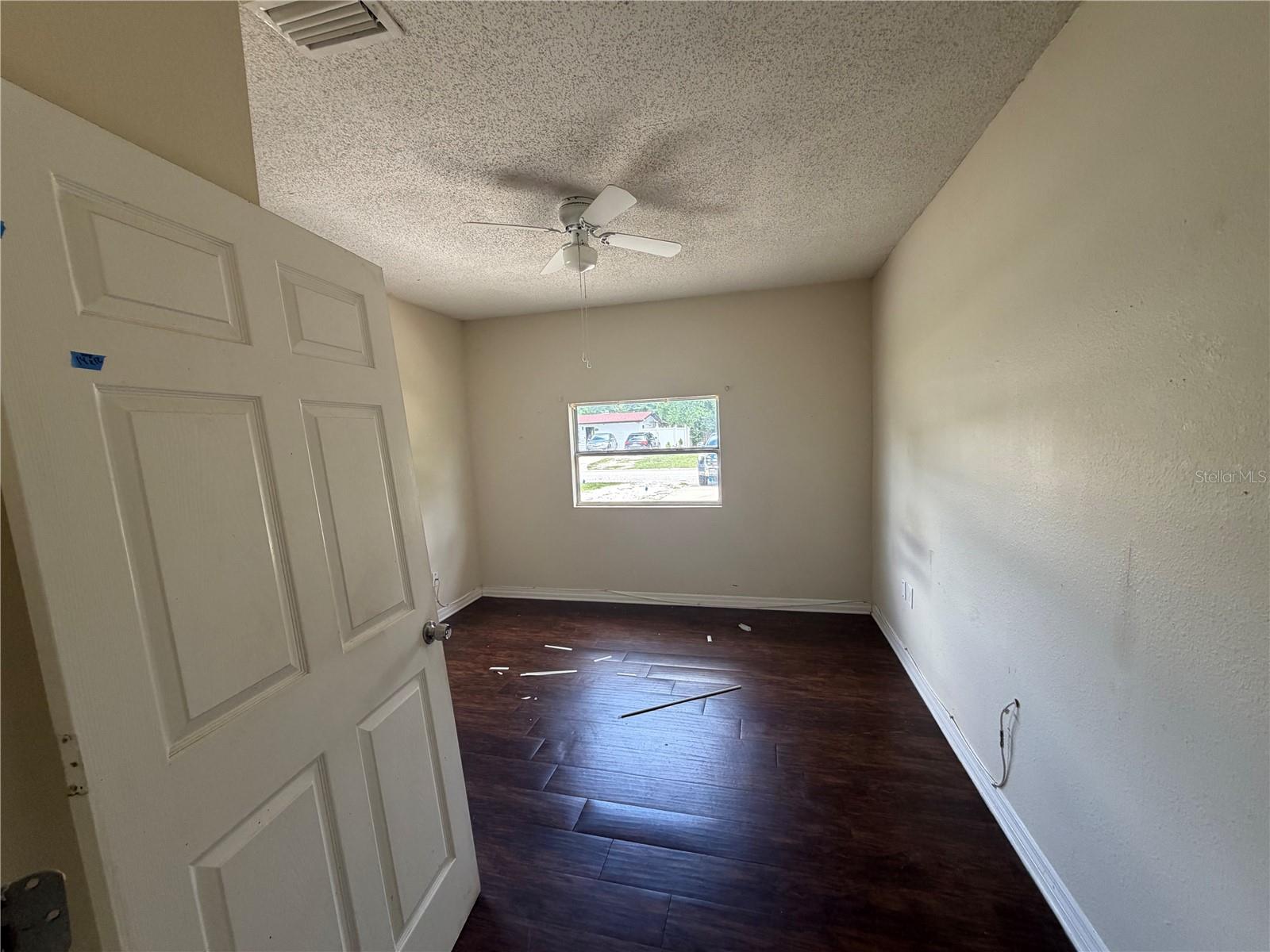 912 Skyview Dr Property Photo 14