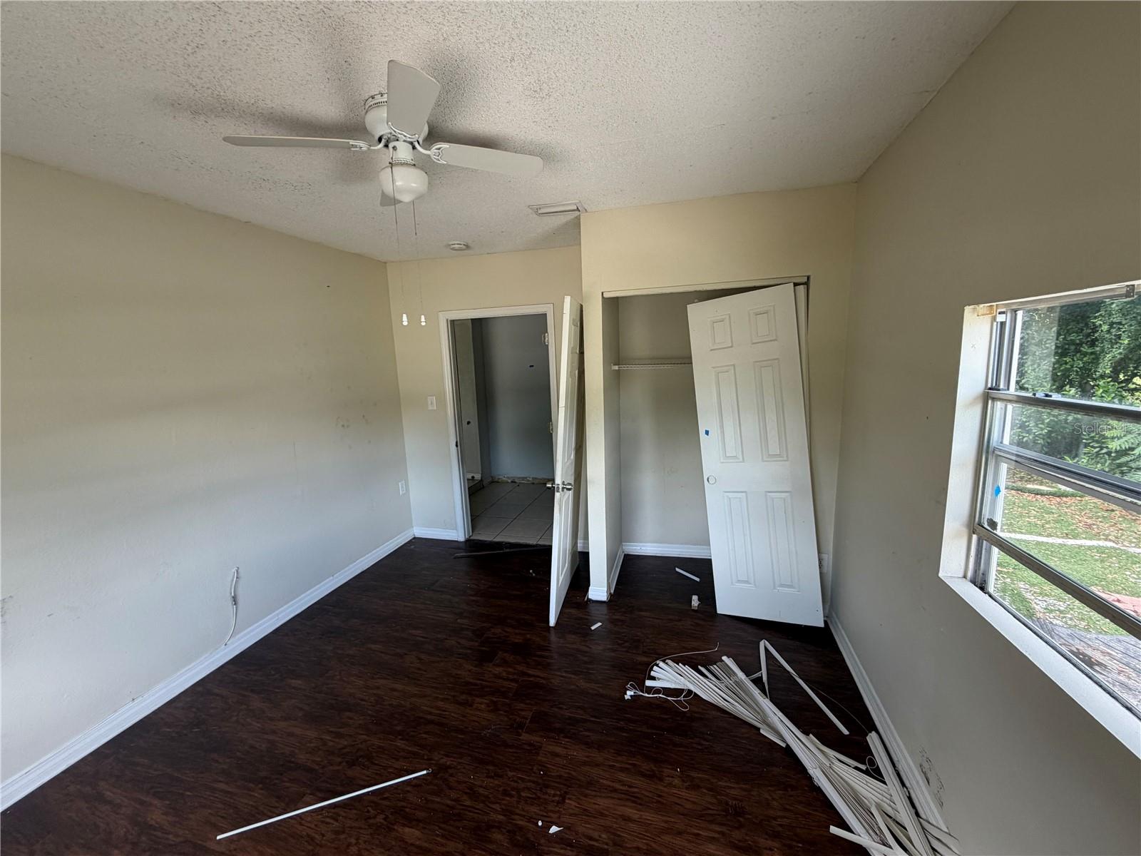 912 Skyview Dr Property Photo 15