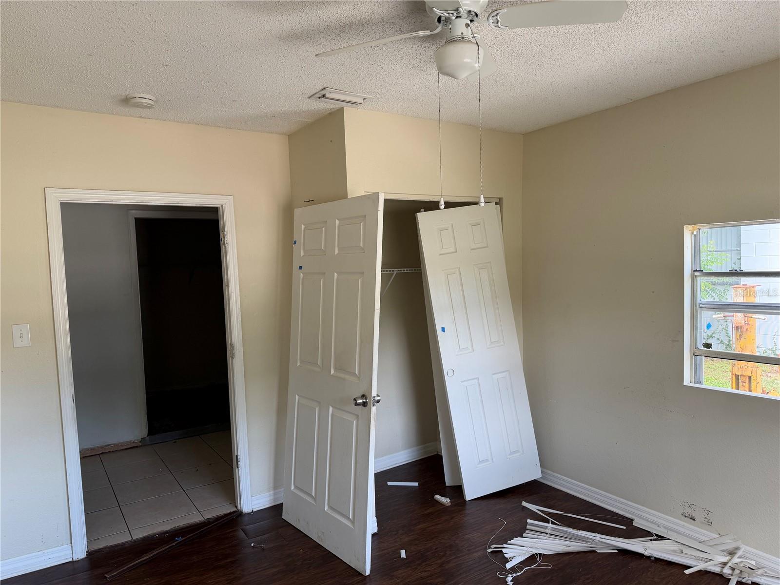 912 Skyview Dr Property Photo 17