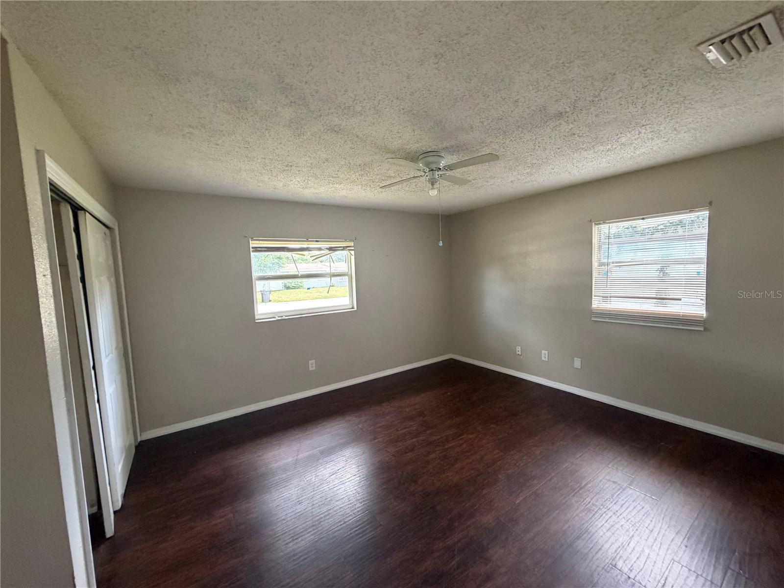 912 Skyview Dr Property Photo 21