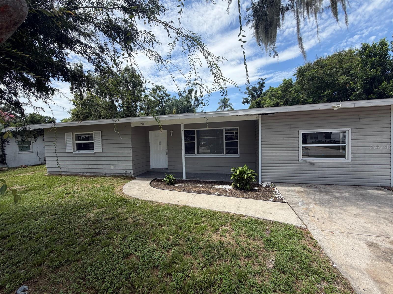 912 Skyview Dr Property Photo 34
