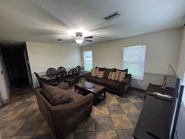 14373 Irving St Property Photo 3