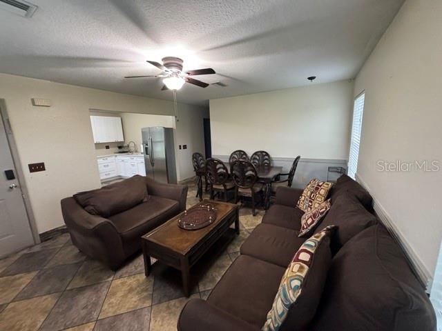 14373 Irving St Property Photo 4