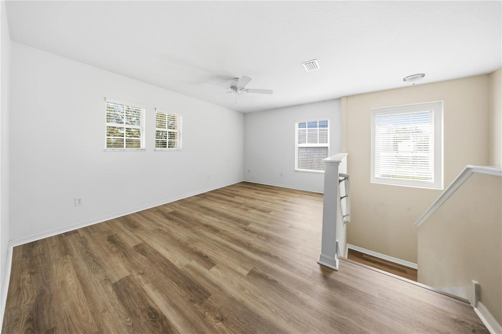 9515 Simeon Dr Property Photo 15