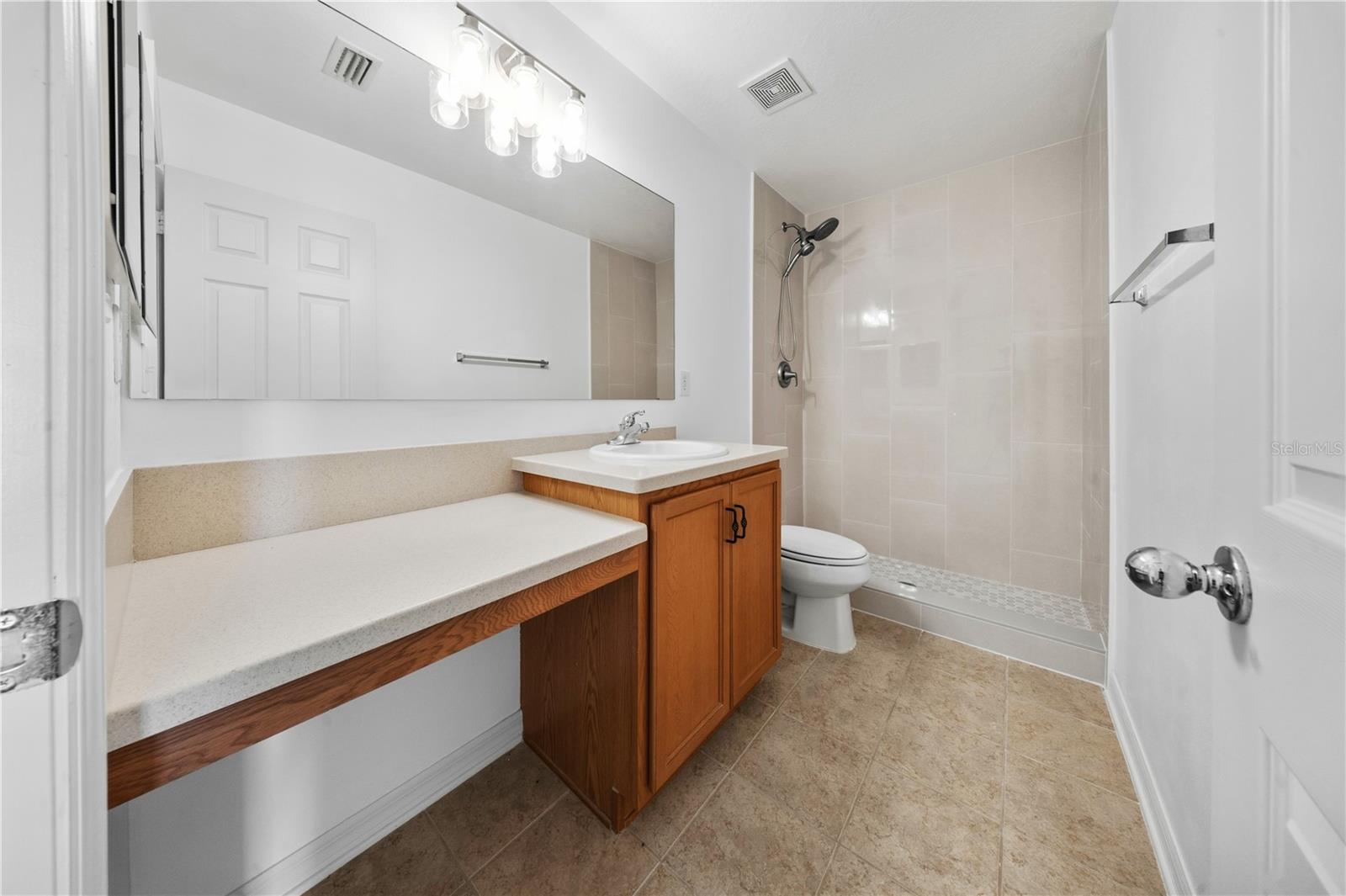 9515 Simeon Dr Property Photo 24