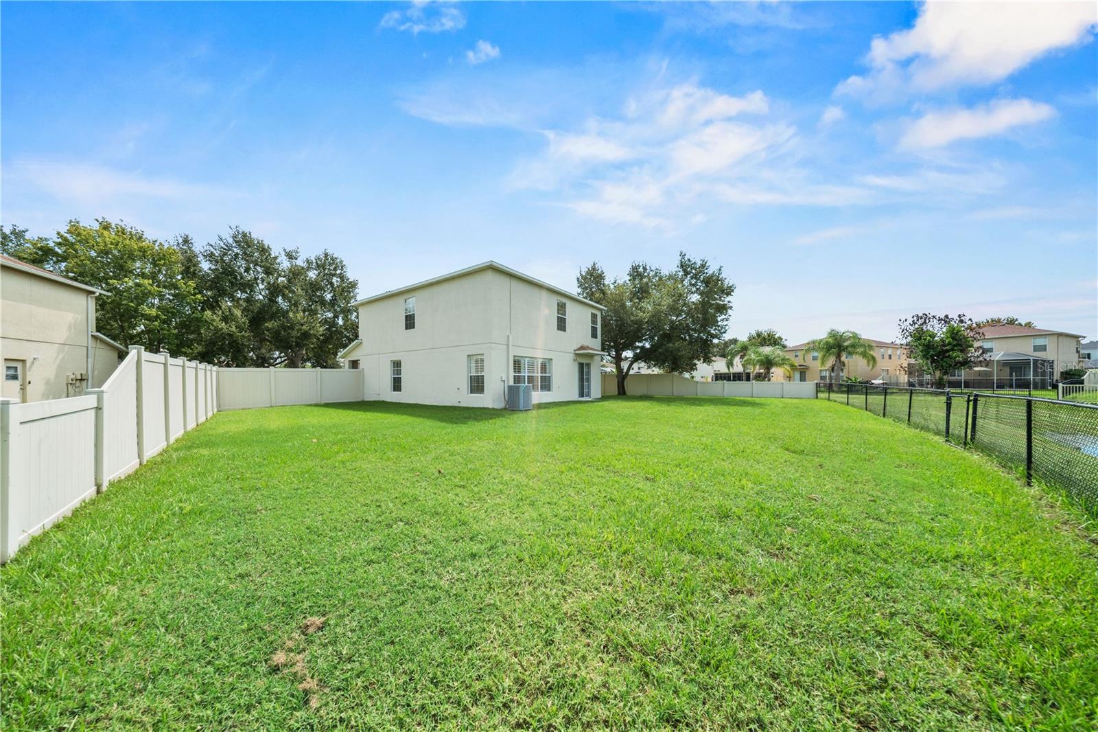 9515 Simeon Dr Property Photo 31