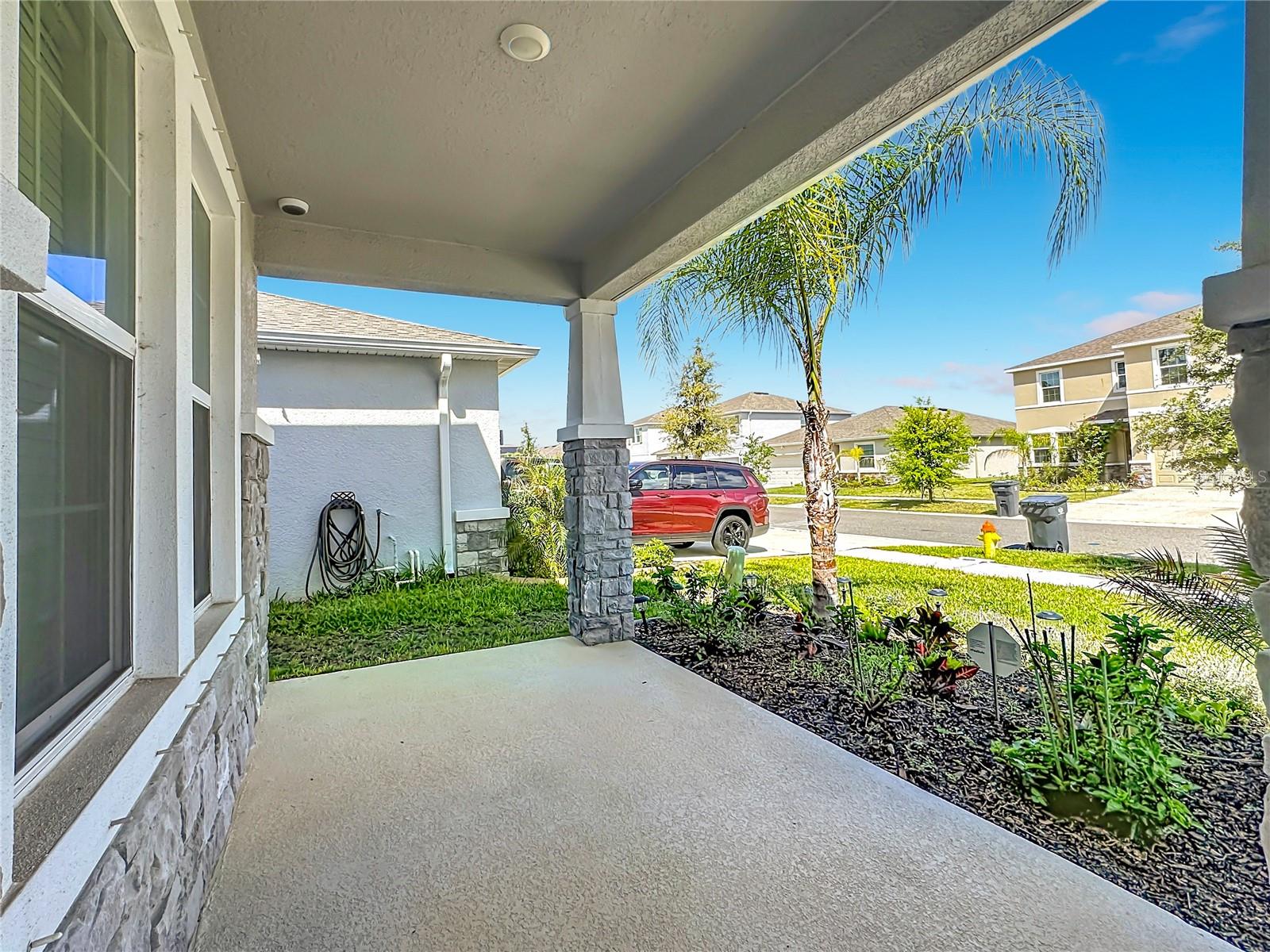 13071 Brookside Moss Dr Property Photo 2