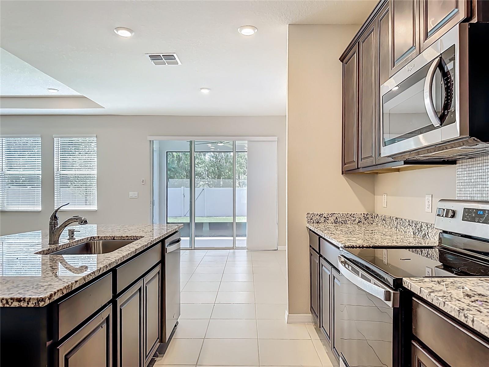 13071 Brookside Moss Dr Property Photo 11
