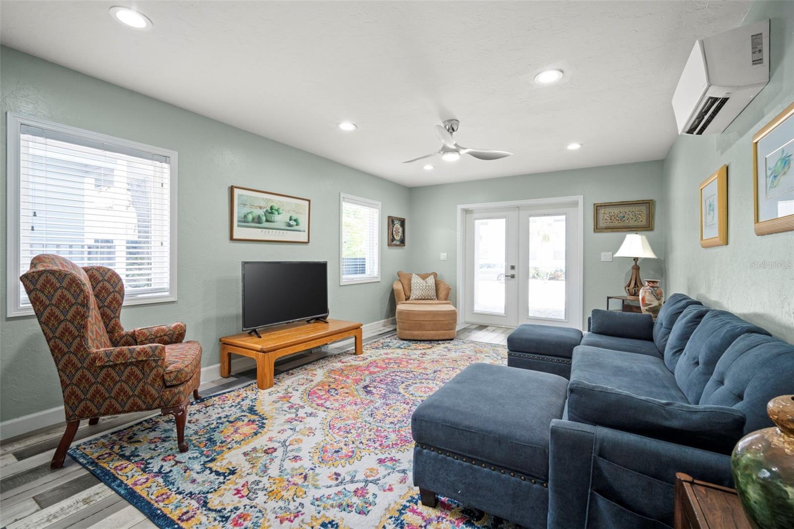 1841 Laurel St Property Photo 27
