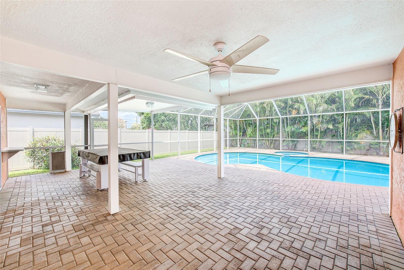 3106 Featherwood Ct Property Photo 45