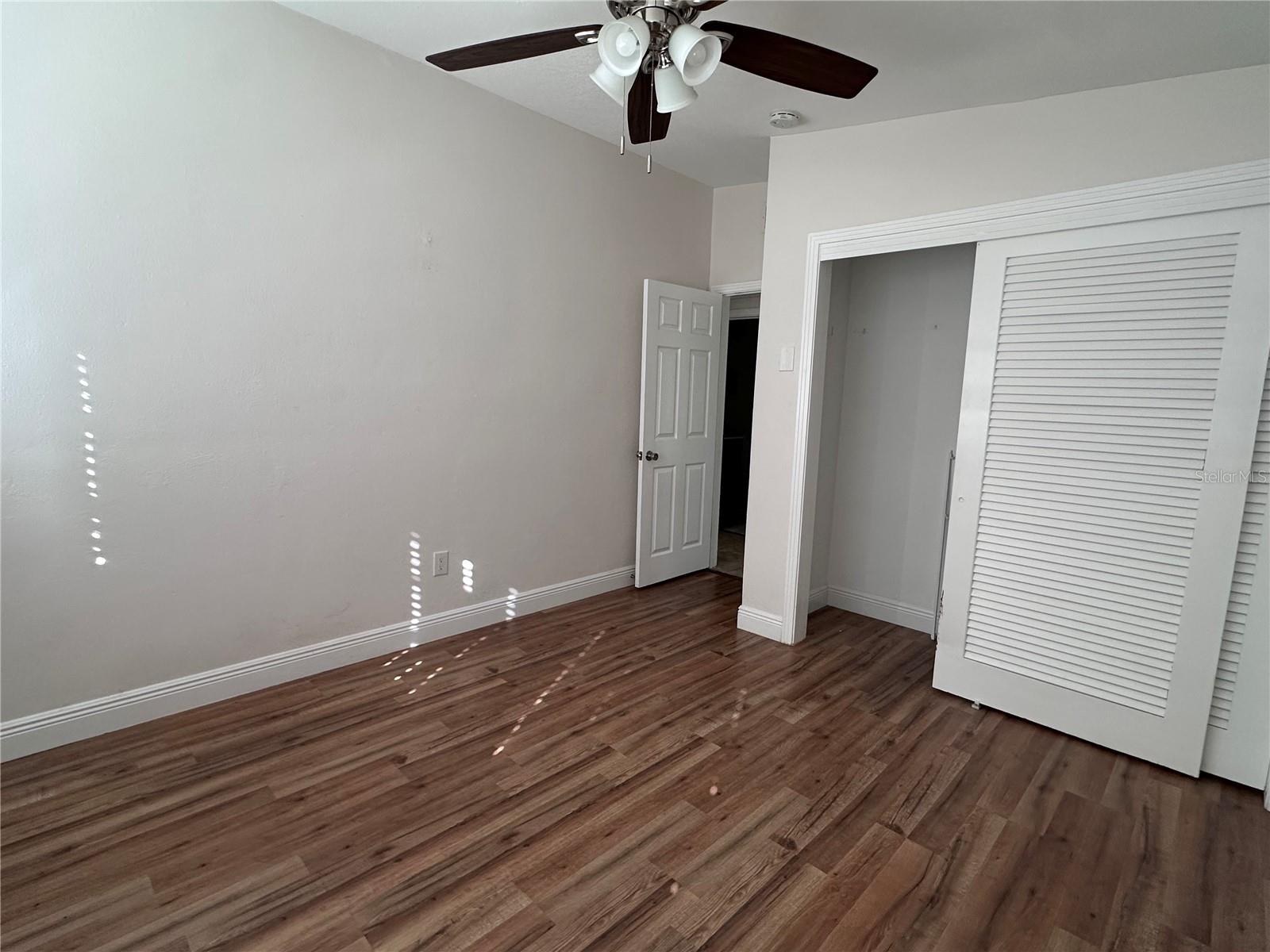 503 Broxburn Ave Property Photo 13