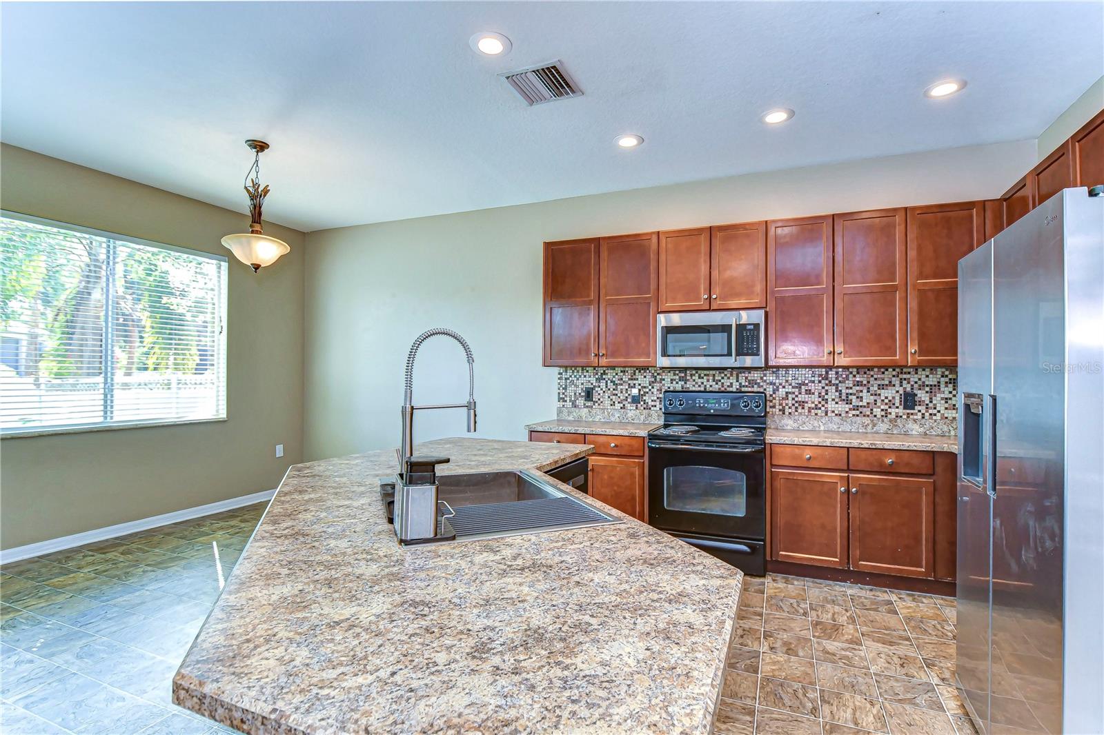 6716 Bluff Meadow Ct Property Photo 19