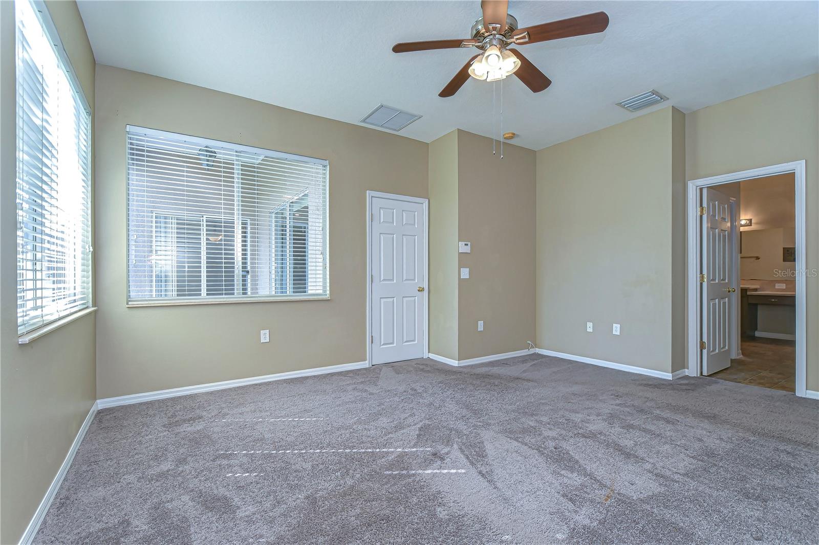 6716 Bluff Meadow Ct Property Photo 29