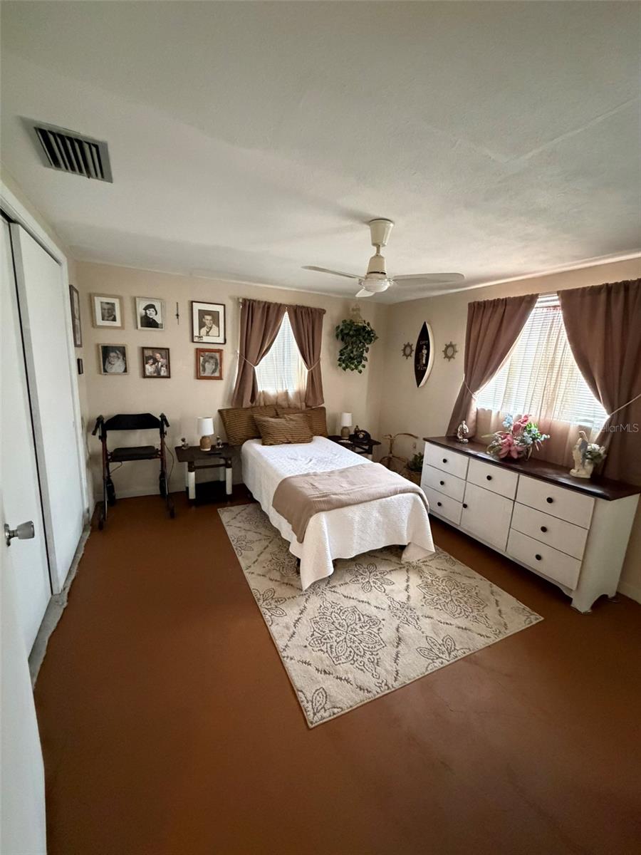 1332 Flotilla Dr Property Photo 18