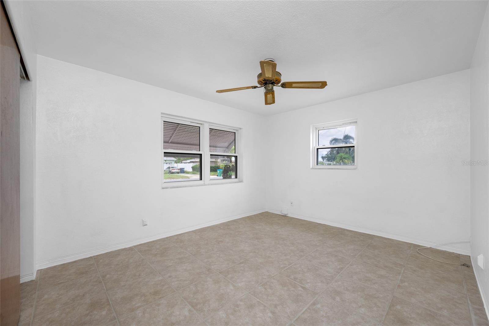 5695 Lime Way Property Photo 6