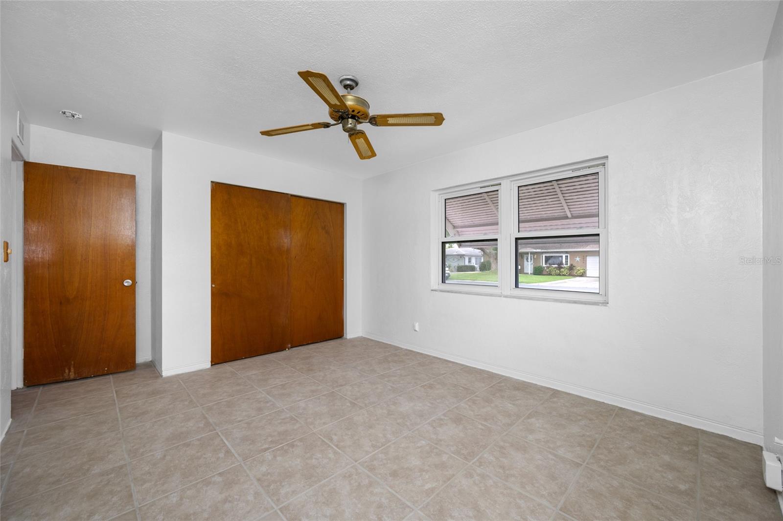 5695 Lime Way Property Photo 7